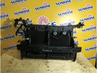 Продажа Рамка радиатора на TOYOTA VOXY ZRR70    -  
				в сборе со всем черный tv0149
