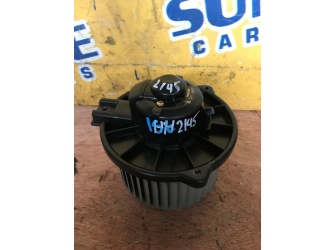 Продажа мотор печки на TOYOTA IST NCP60    -  
				hm2145