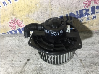 Продажа мотор печки на NISSAN AVENIR EXPERT W11    -  
				hm3019