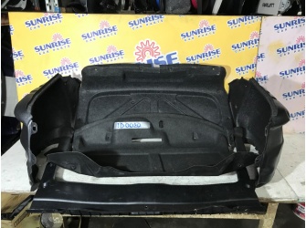 Продажа Обшивка багажника на TOYOTA MARK II GX100    -  
				5 частей id0020