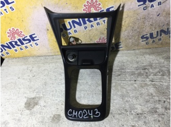 Продажа Консоль магнитофона на HONDA TORNEO CF4    -  
				под карбон cm0243