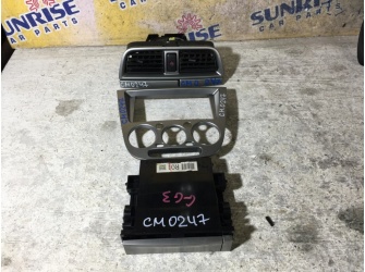 Продажа Консоль магнитофона на SUBARU IMPREZA GG3    -  
				3части cm0247